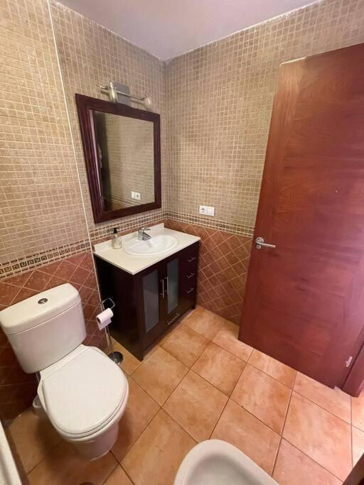 Habitacion En Apartamento O Apartamento Completo คอร์ราเลโฮ ภายนอก รูปภาพ